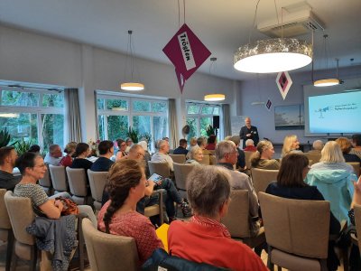 Bergedorfer Aktionstag Demenz 2024 unter dem Motto Demenz – Gemeinsam. Mutig. Leben. 